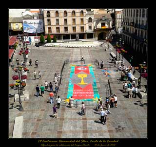 Alfombra para la celebración del Corpus Christi. 10 de Junio de 2012. Plaza Mayor de Ciudad Real.